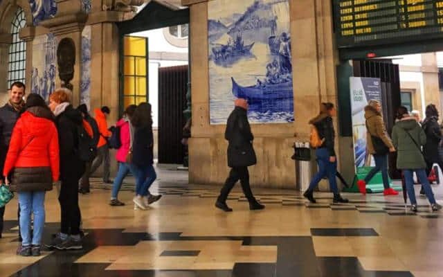 estacao de trem porto inverno
