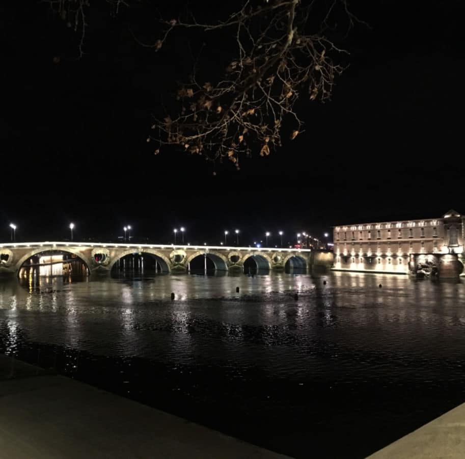 pont neuf noite em toulouse