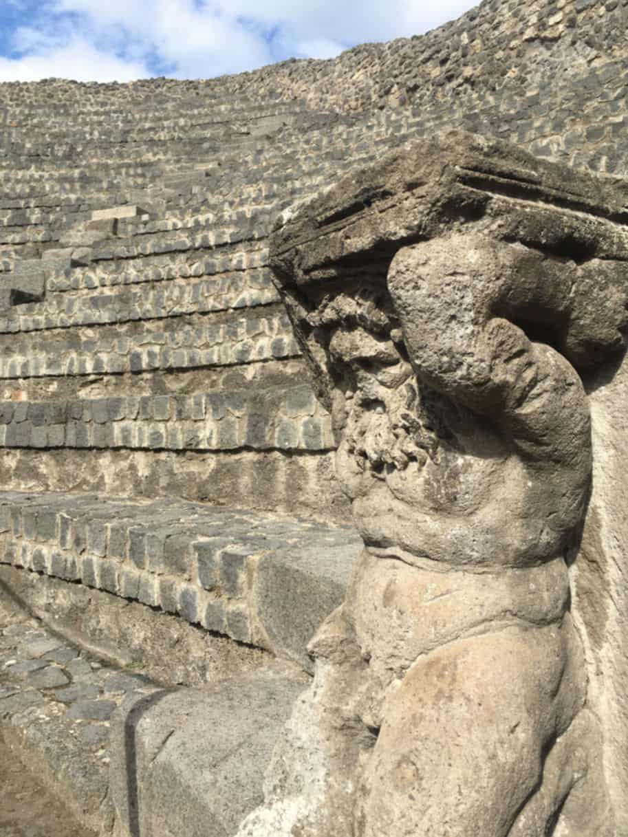 teatro pequeno odeon pompeia italia