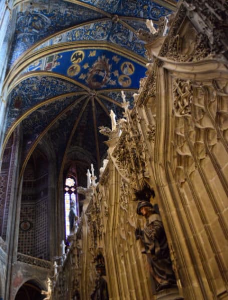 basilica de albi coro e estatuas