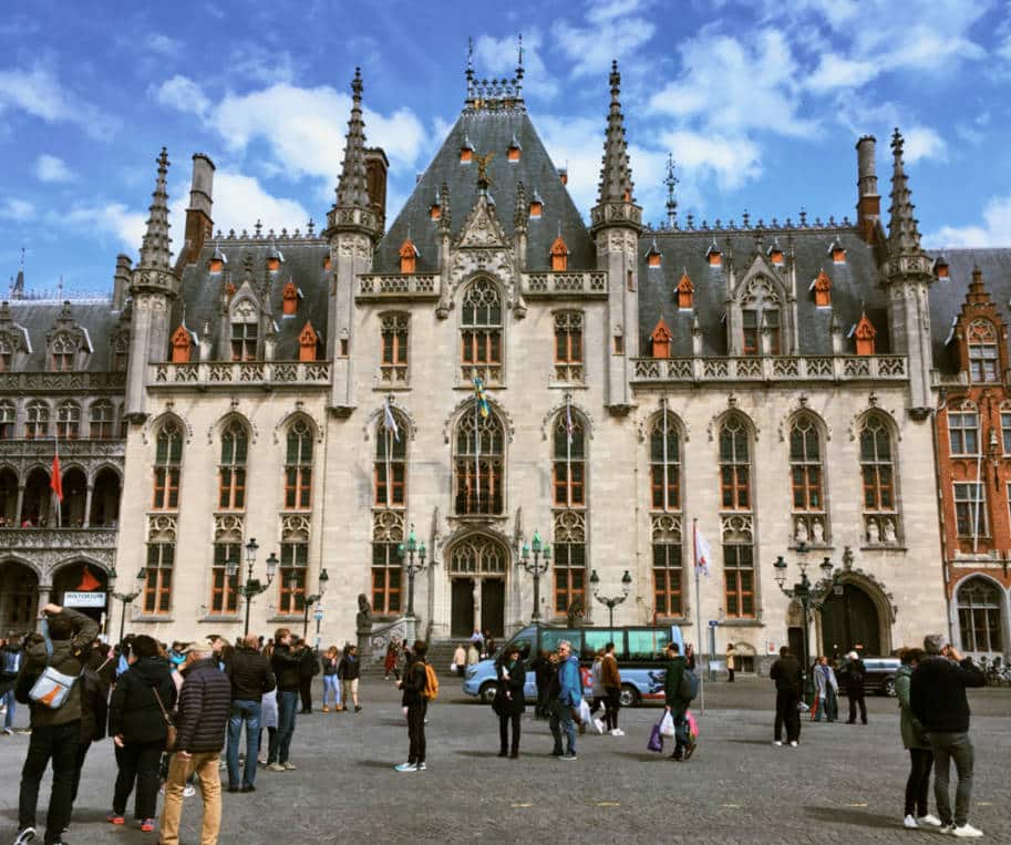 Praca markt em bruges na belgica