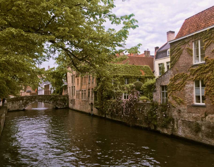 canais onde ficar em bruges hospedagem