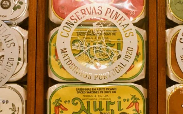 conservas portuguesas latas da marca pinhais