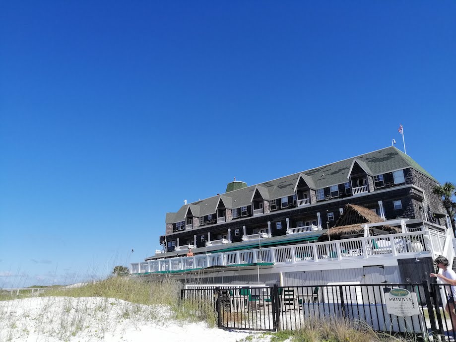 Fachada do hotel Henderson Beach Resort, em Destin