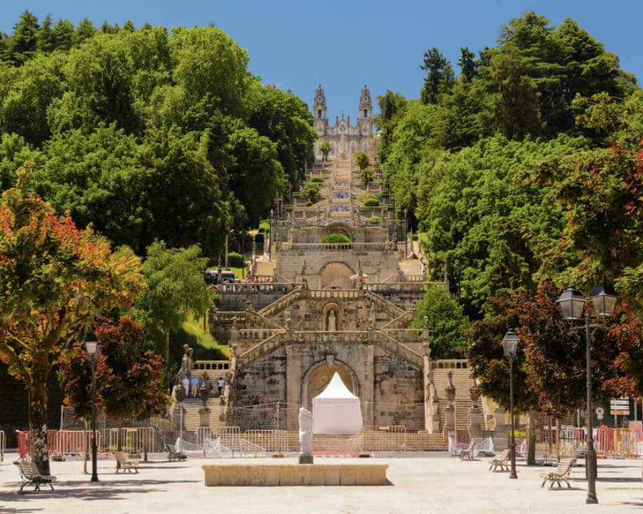 Mosteiro de Nossa Senhora dos Remedios em Lamego Douro