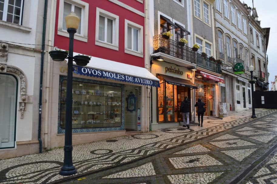 pastelarias em aveiro que vendem ovos moles