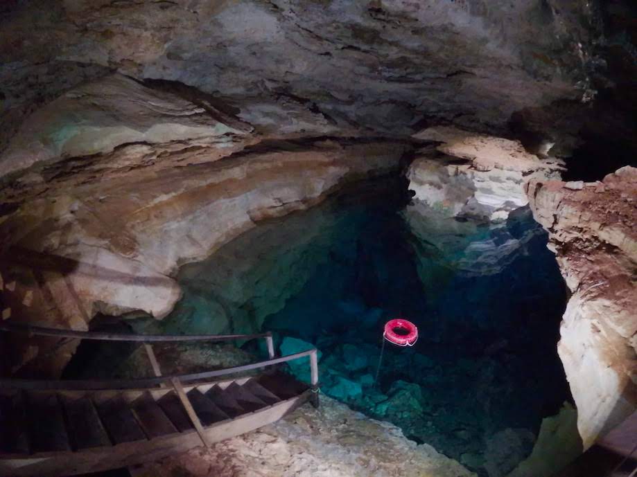 Poço Azul na Chapada Diamantina