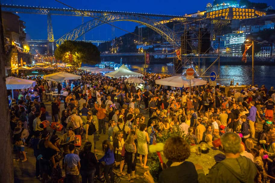 Como é a Festa de São João do Porto, Portugal 8 curiosidades