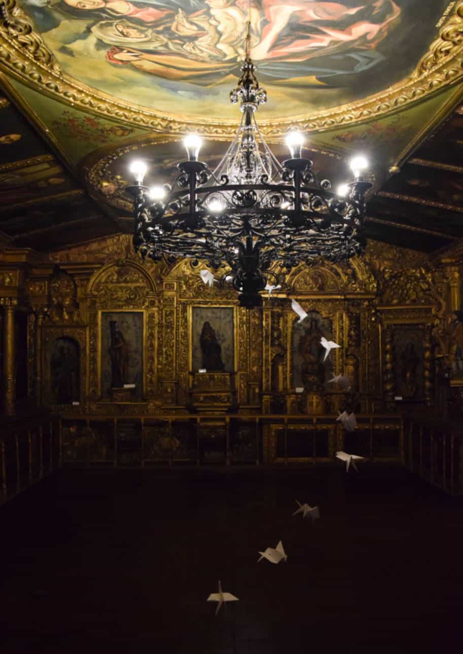 sala de arte sacra no museu de lamas