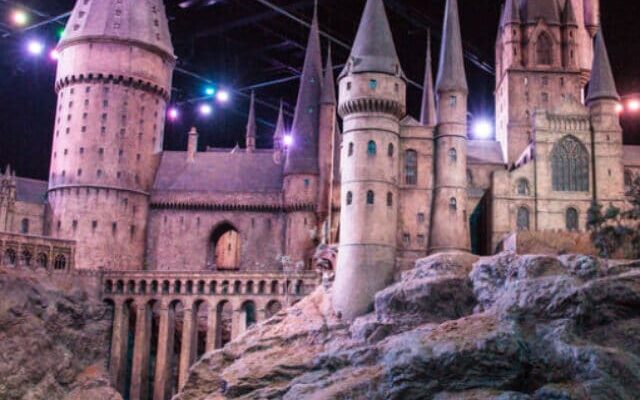 cropped-modelo-de-hogwarts-harry-potter-estudio-tour-londres.jpg