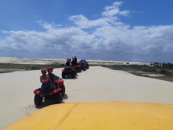 Passeio de Quadriciclo pelas Dunas no Delta do Parnaiba