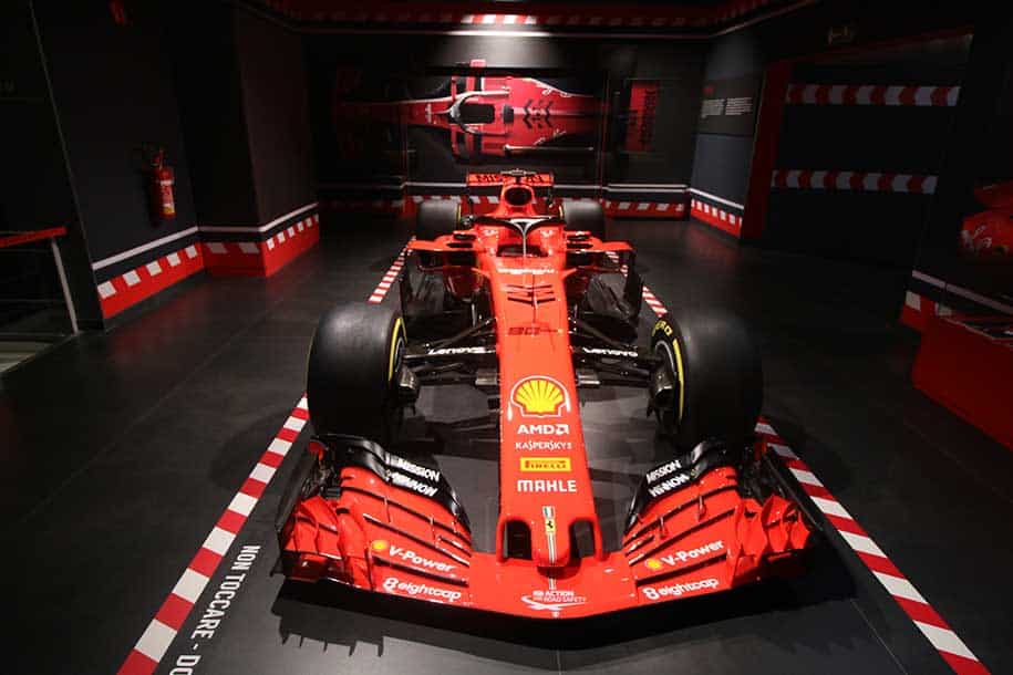 carro de fórmula 1 da ferrari