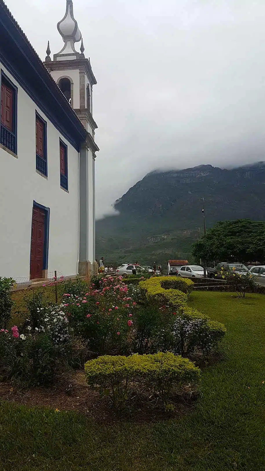 estrada real, em catas altas (MG)