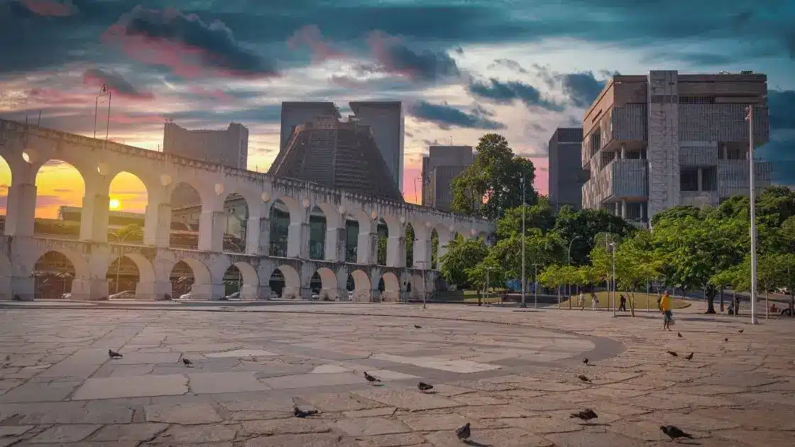 Arcos da Lapa a anoitecer - Centro do Rio de Janeiro