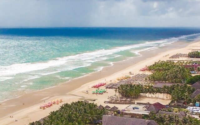 praia do futuro, fortaleza no ceará mar sol