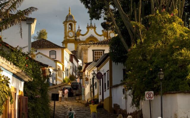 cropped-tiradentes-mg_Easy-Resize.com_.jpg