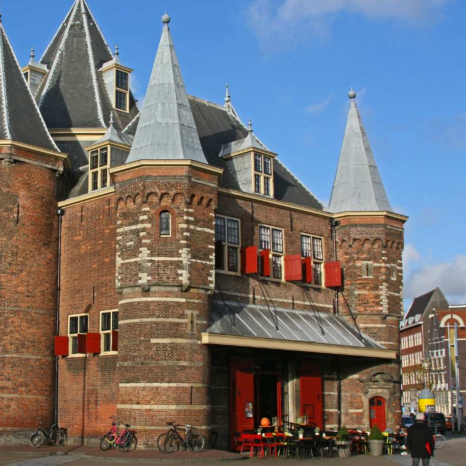 nieuwmarket e waag em amsterdam