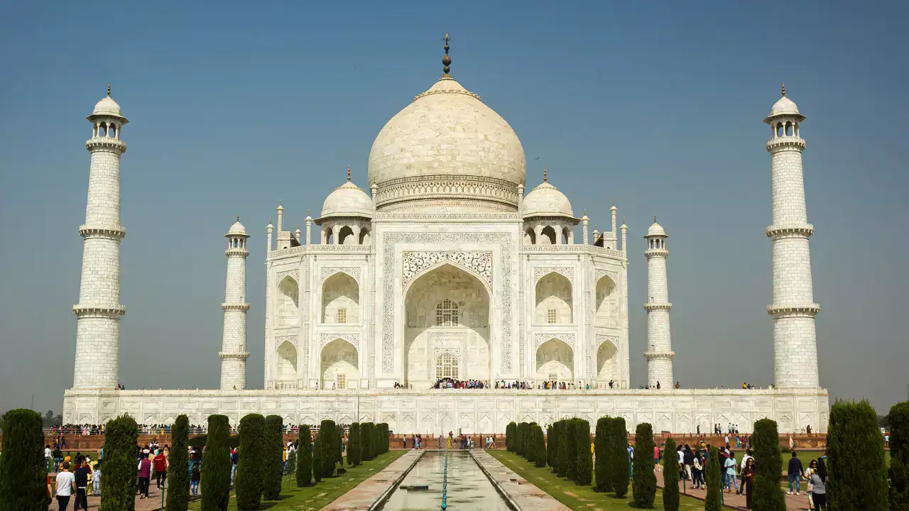 Taj Mahal, a principal atração de Agra, na Índia