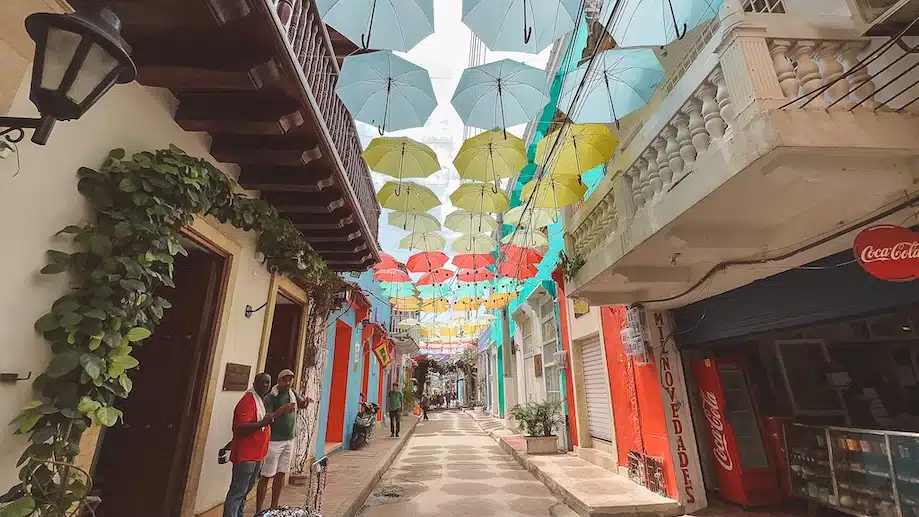 Rua do bairro Getsemani, em Cartagena das Índias