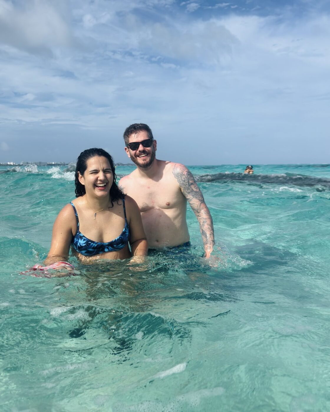 luiza e matheus em el acuario e haynes cay