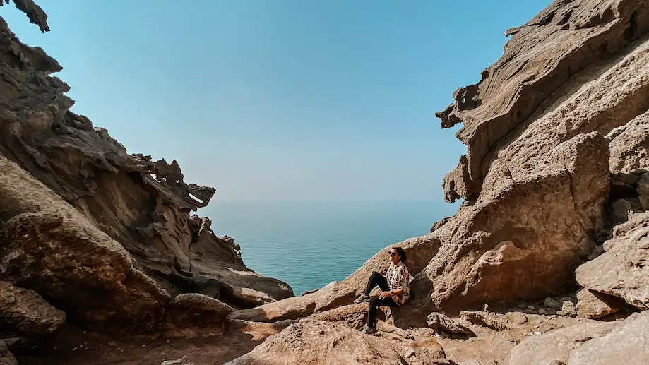 Hormuz, uma ilha do Golfo Pérsico, numa viagem ao Irã 