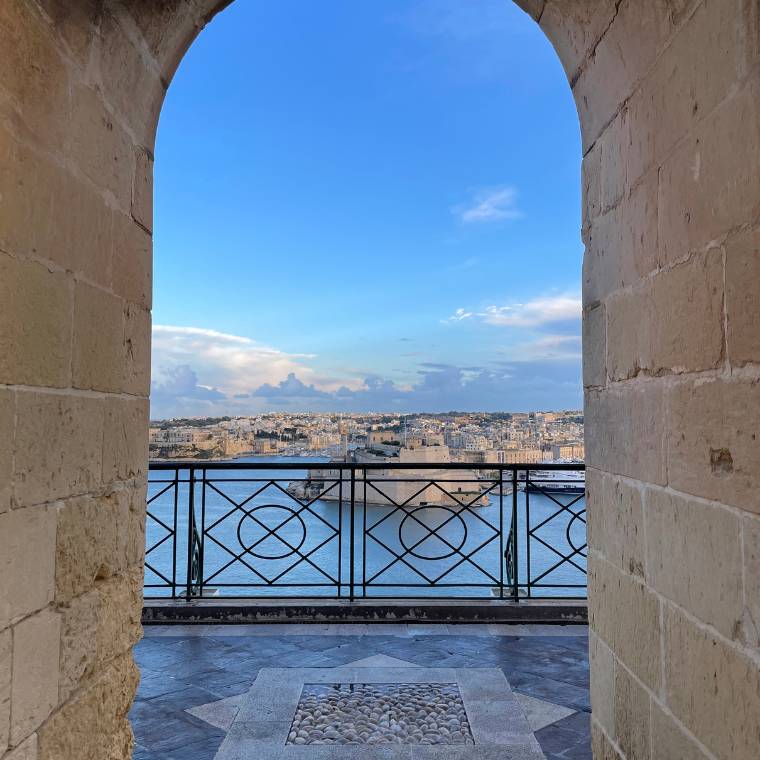Vista dos Jardins de Valletta em Malta
