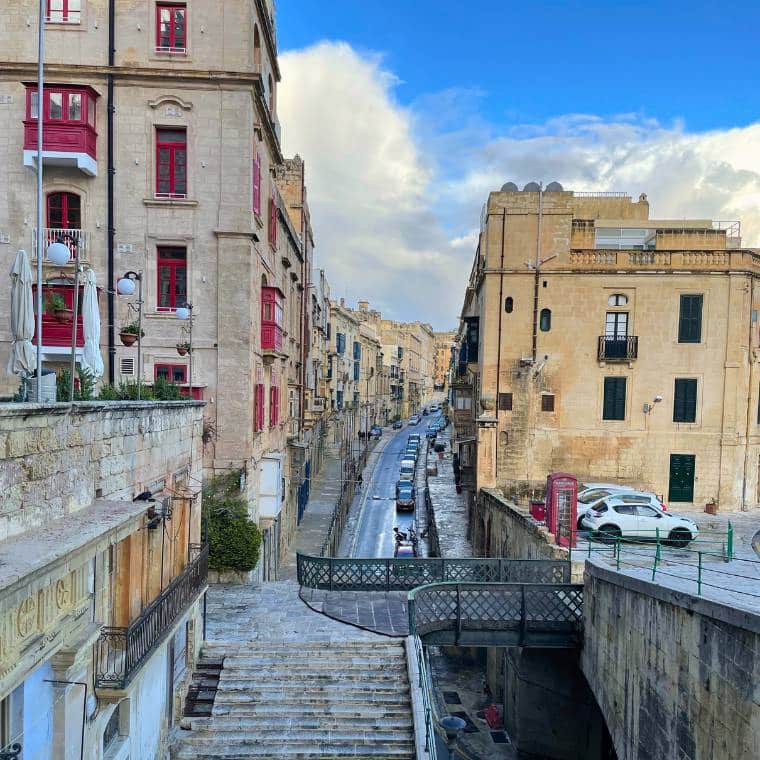 Rua em Valletta Malta