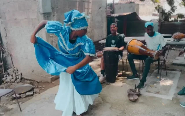 santeria cuba mulher dançando