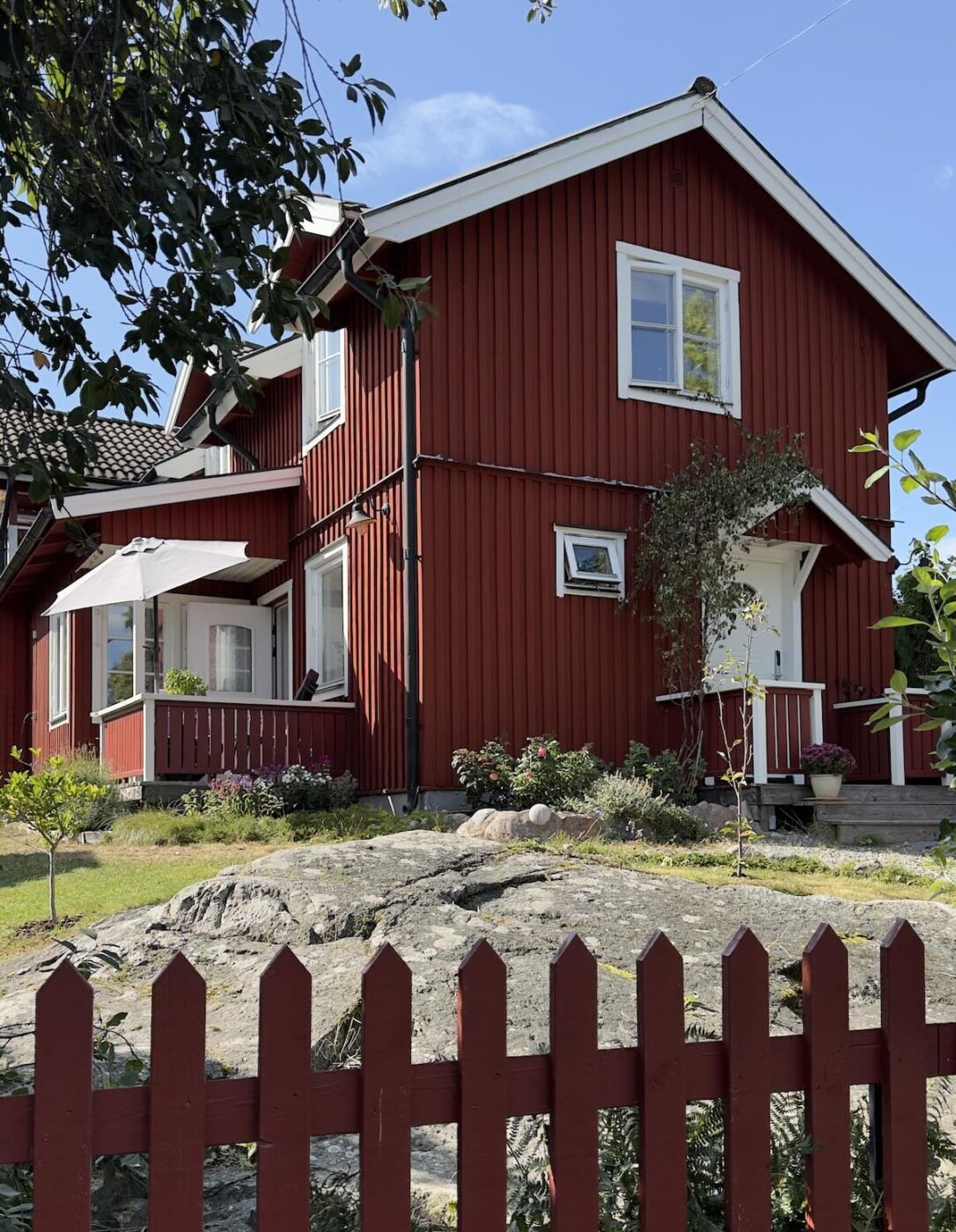 casinha de madeira tipica ilha de vaxholm