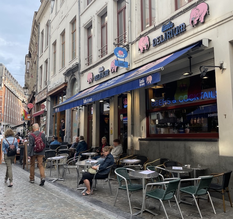 delirium cafe em bruxelas